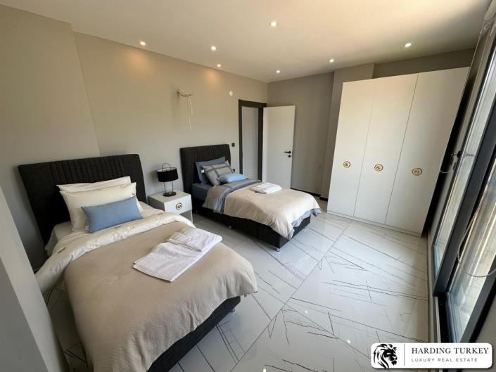 Image No.19-3 Bed Villa / Detached for sale
