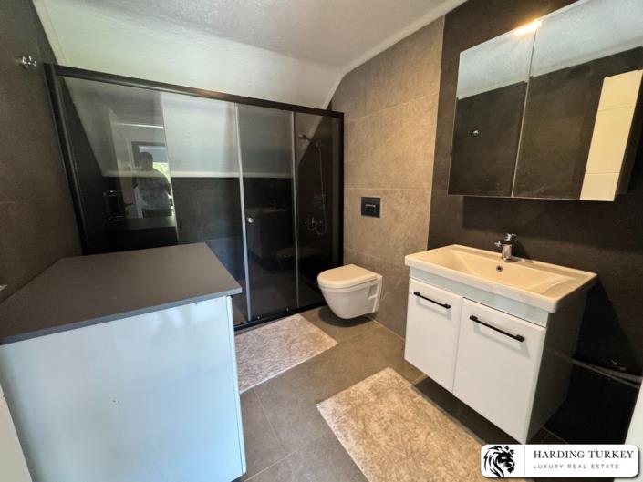 Image No.30-5 Bed Villa / Detached for sale