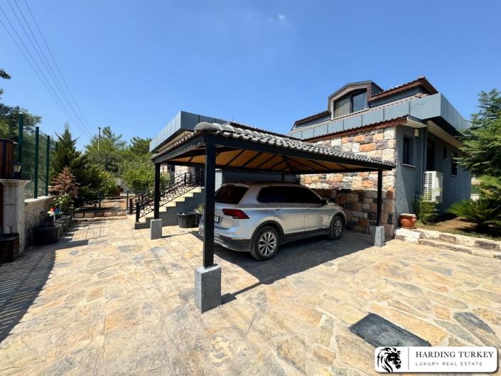 Image No.34-5 Bed Villa / Detached for sale
