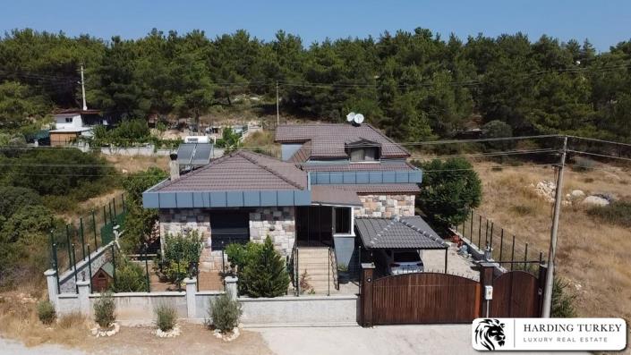 Image No.37-5 Bed Villa / Detached for sale