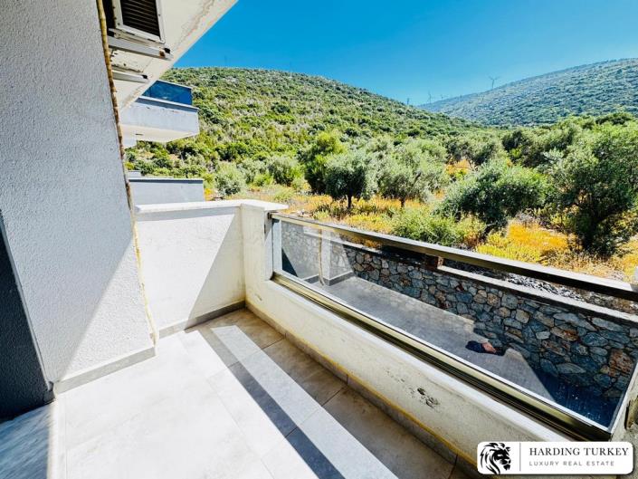 Image No.20-2 Bed Apartment for sale