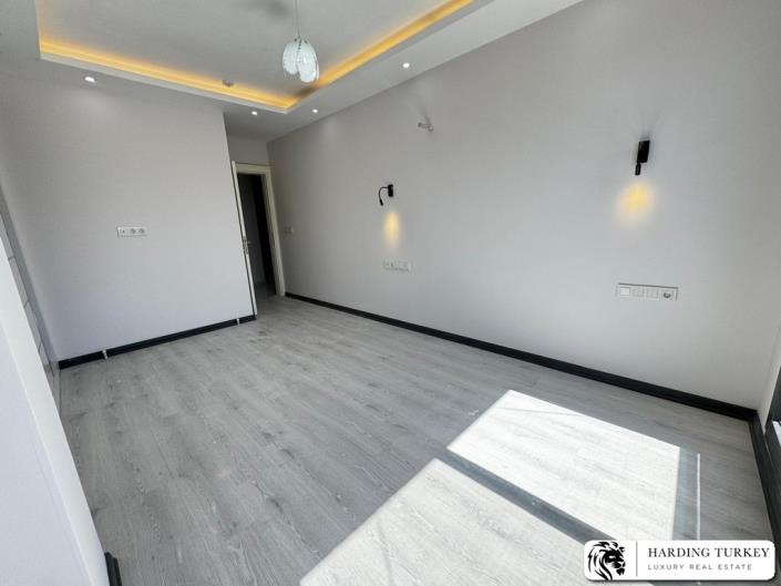 Image No.19-4 Bed Villa / Detached for sale