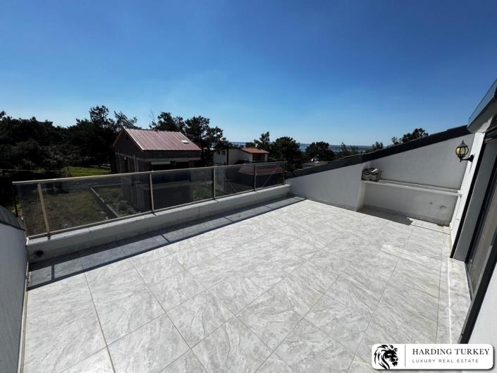 Image No.28-4 Bed Villa / Detached for sale
