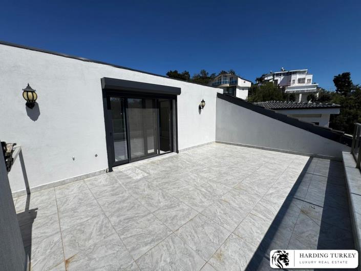 Image No.29-4 Bed Villa / Detached for sale