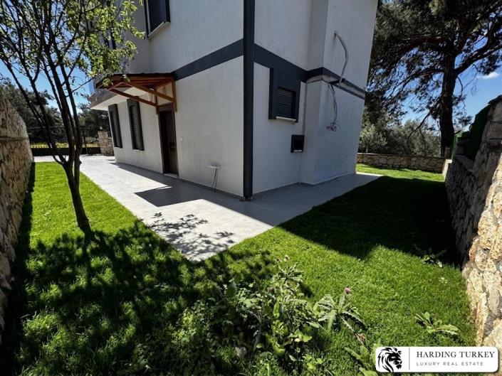 Image No.33-4 Bed Villa / Detached for sale