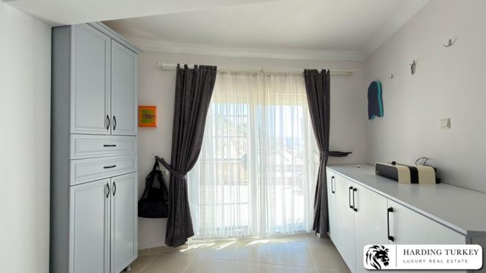 Image No.18-3 Bed Duplex for sale