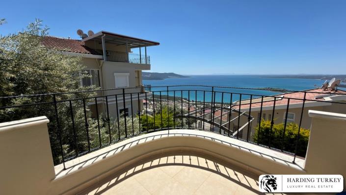 Image No.28-3 Bed Duplex for sale