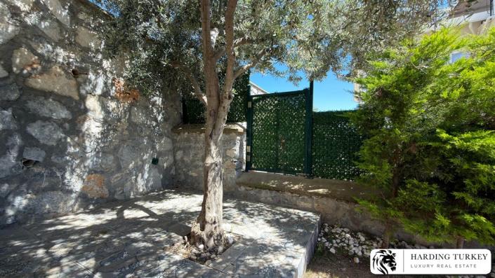 Image No.51-3 Bed Duplex for sale