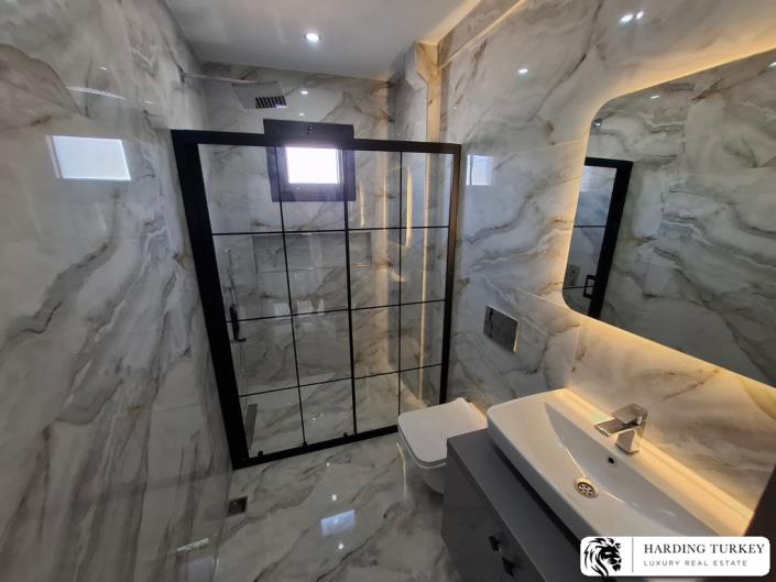 Image No.21-3 Bed Semi-Detached for sale