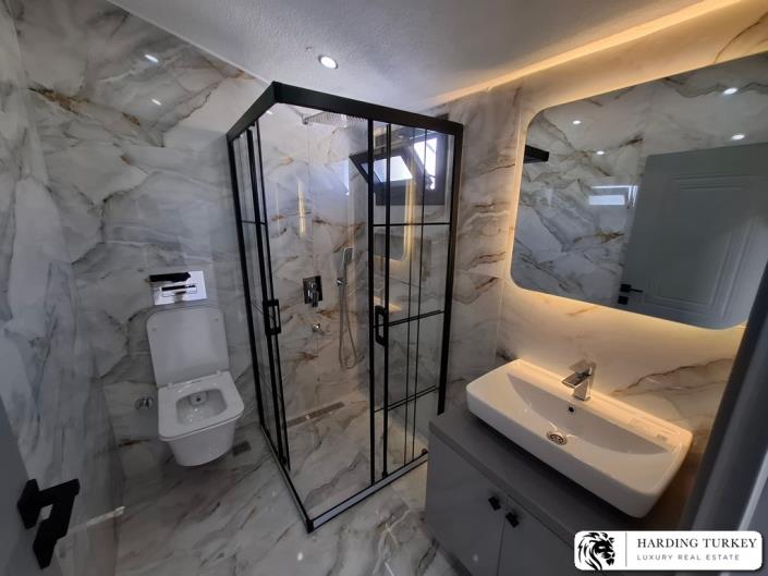 Image No.28-3 Bed Semi-Detached for sale