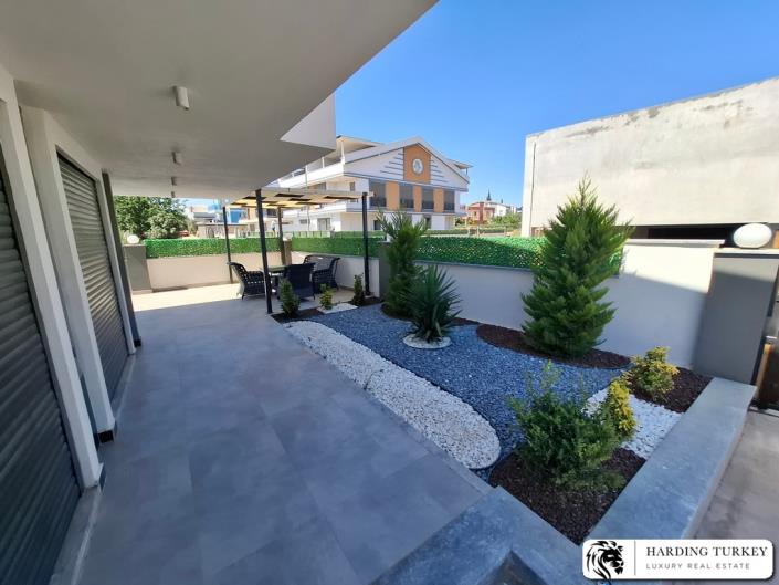 Image No.8-3 Bed Semi-Detached for sale