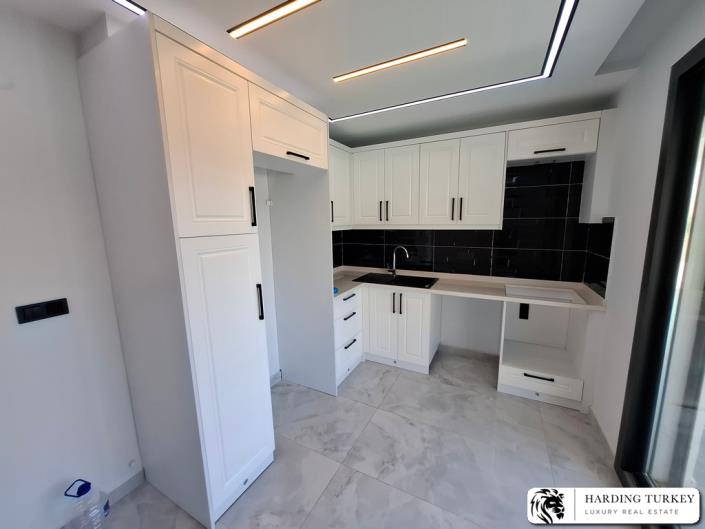 Image No.17-3 Bed Semi-Detached for sale