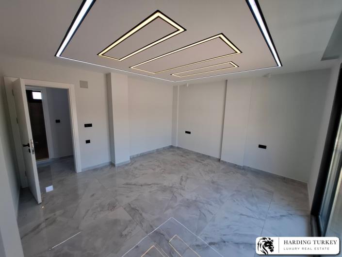 Image No.29-3 Bed Semi-Detached for sale
