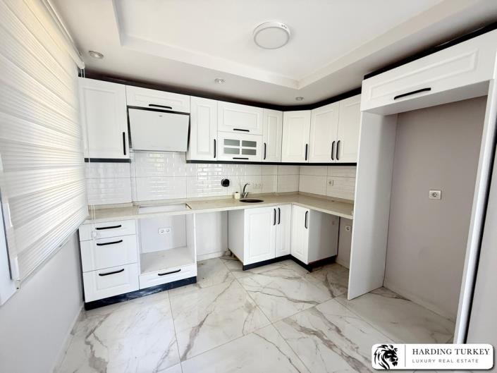Image No.10-3 Bed Semi-Detached for sale