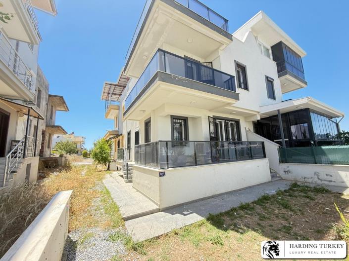 Image No.2-3 Bed Semi-Detached for sale