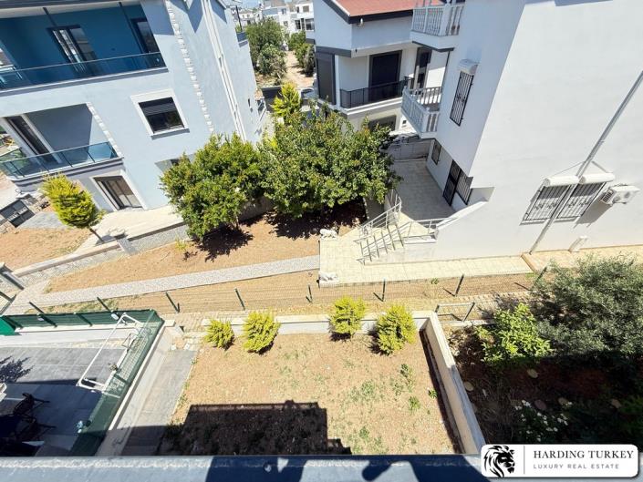 Image No.22-3 Bed Semi-Detached for sale