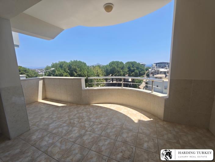 Image No.11-4 Bed Semi-Detached for sale