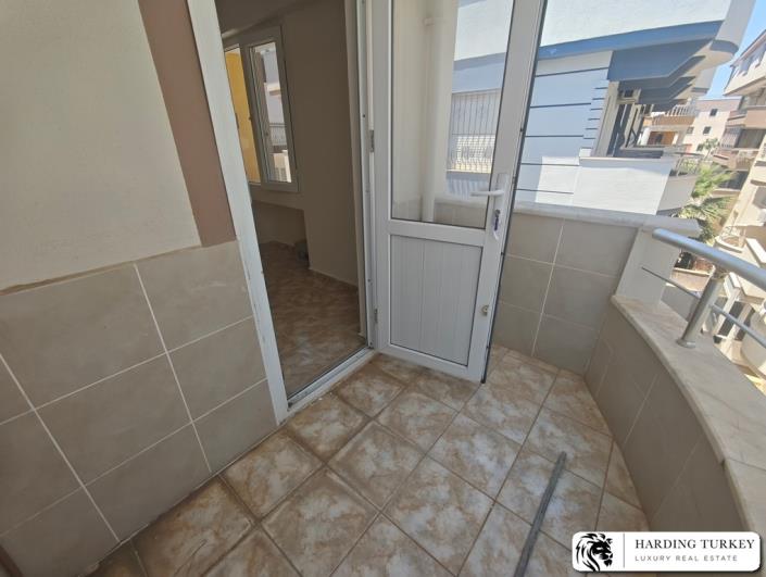 Image No.25-4 Bed Semi-Detached for sale
