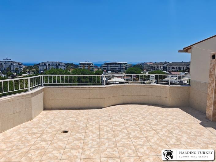 Image No.27-4 Bed Semi-Detached for sale