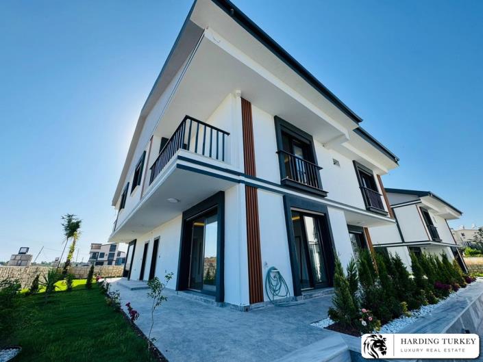Image No.5-3 Bed Semi-Detached for sale
