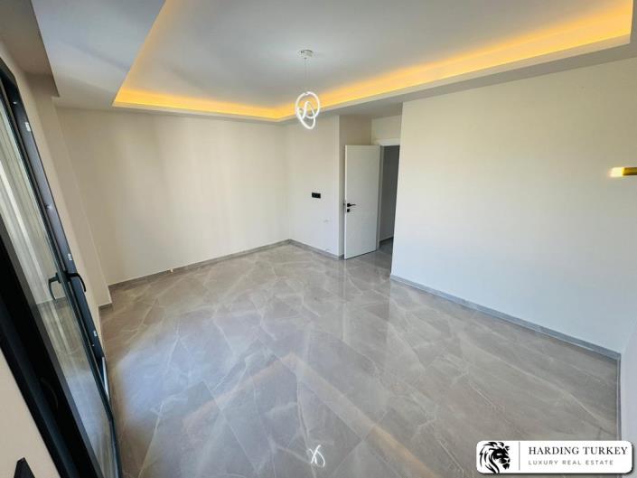 Image No.25-3 Bed Semi-Detached for sale