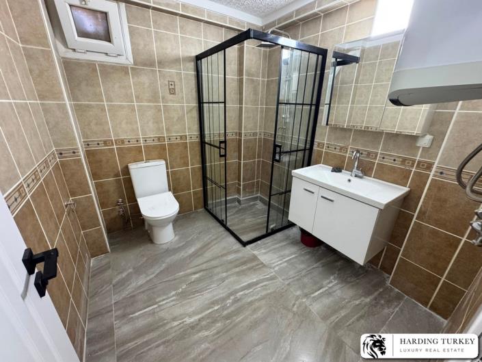 Image No.16-2 Bed Apartment for sale