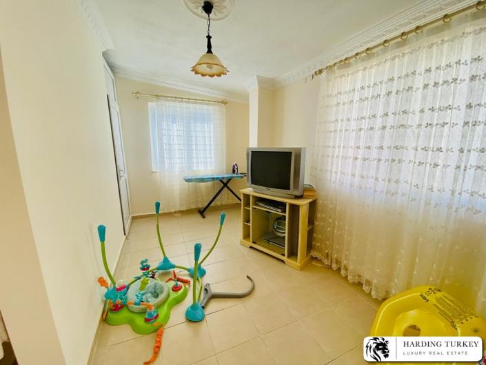 Image No.28-4 Bed Duplex for sale