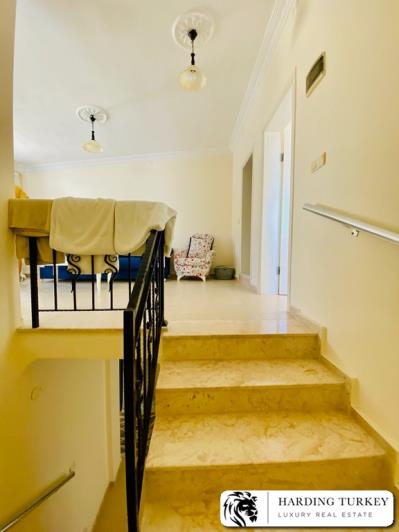 Image No.35-4 Bed Duplex for sale