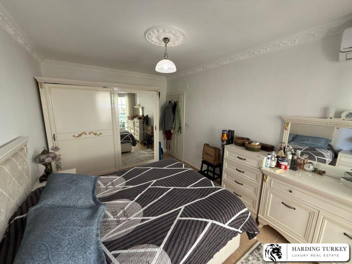 Image No.18-2 Bed Apartment for sale