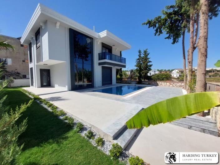 Image No.3-Villa / Détaché de 4 chambres à vendre à Altinkum