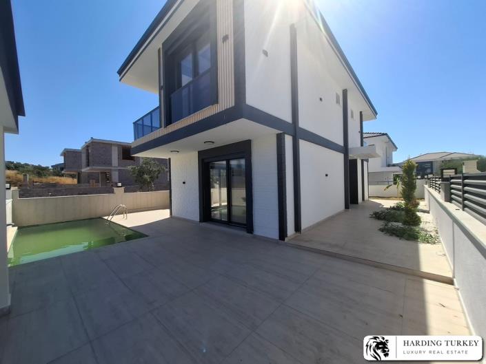 Image No.3-3 Bed Villa / Detached for sale