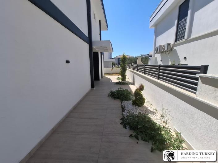 Image No.5-3 Bed Villa / Detached for sale