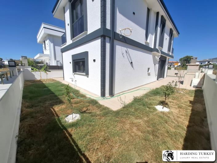 Image No.10-3 Bed Villa / Detached for sale