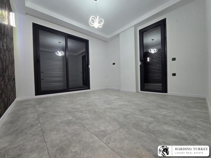 Image No.17-3 Bed Semi-Detached for sale