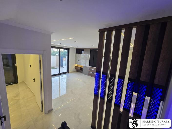 Image No.22-3 Bed Semi-Detached for sale