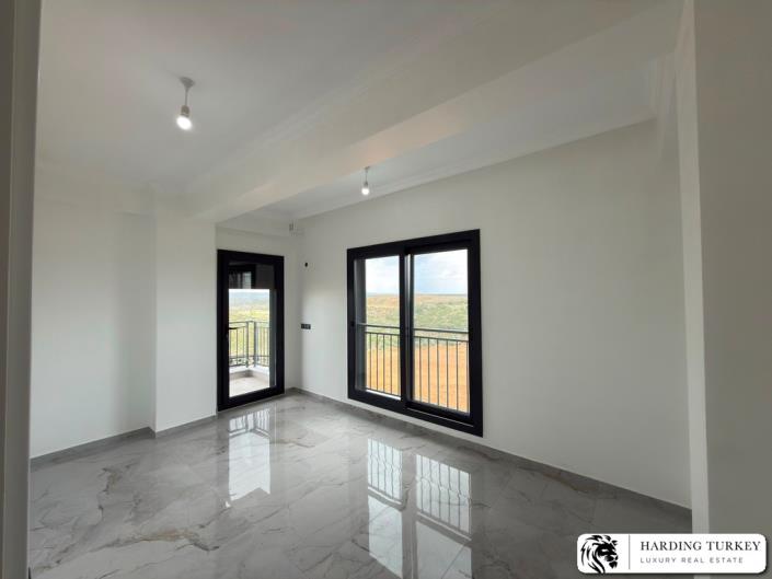 Image No.11-3 Bed Semi-Detached for sale