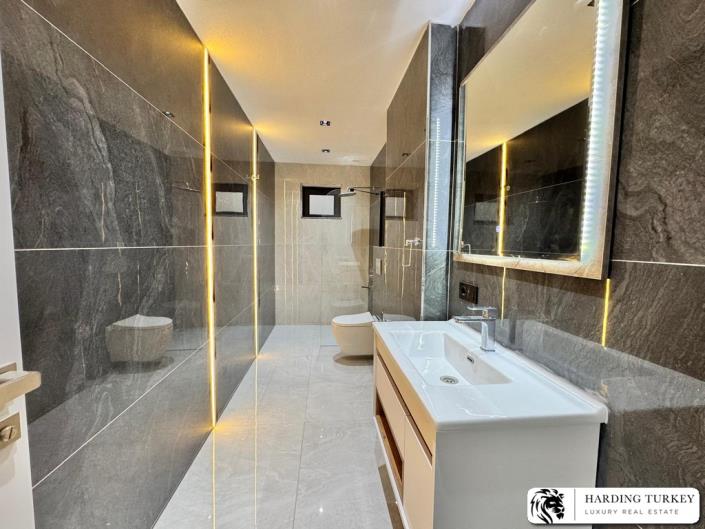 Image No.17-3 Bed Semi-Detached for sale