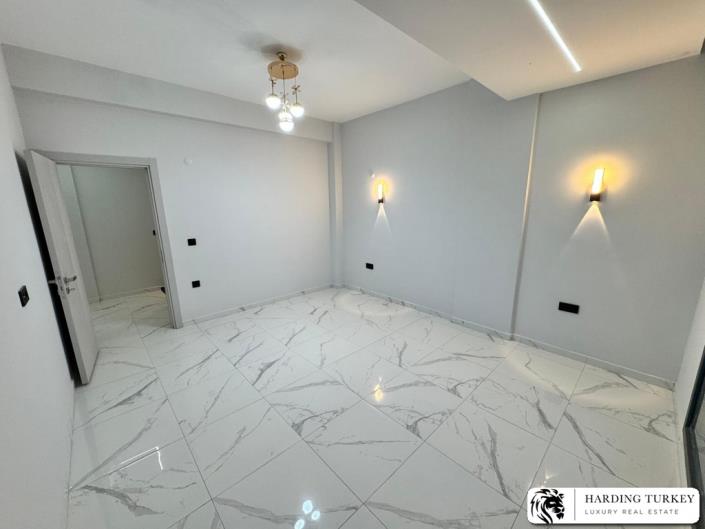 Image No.19-3 Bed Semi-Detached for sale