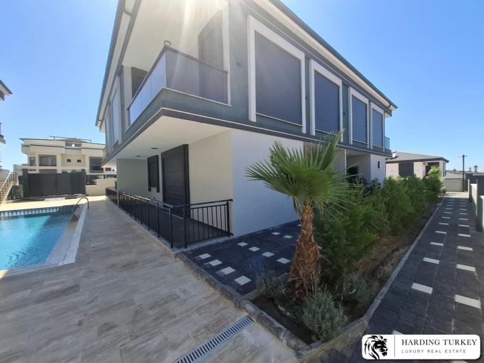 Image No.7-3 Bed Semi-Detached for sale