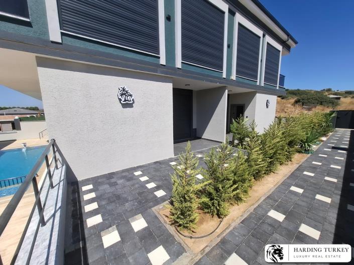 Image No.12-3 Bed Semi-Detached for sale