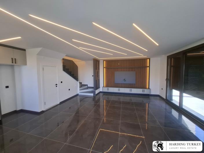 Image No.22-3 Bed Semi-Detached for sale