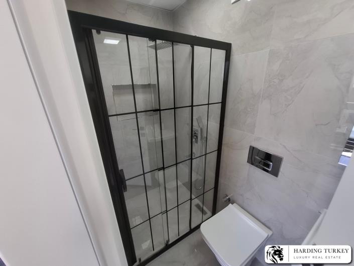 Image No.35-3 Bed Semi-Detached for sale