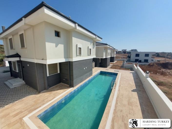 Image No.2-3 Bed Semi-Detached for sale
