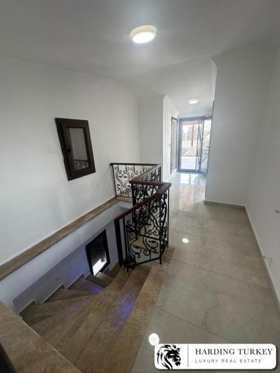 Image No.21-Villa / Détaché de 6 chambres à vendre à Altinkum