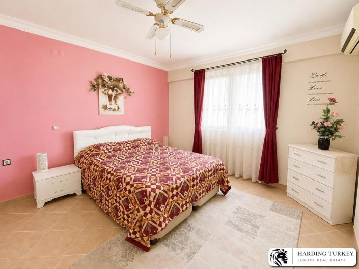Image No.20-Villa / Détaché de 4 chambres à vendre à Altinkum