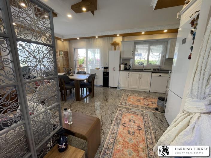Image No.18-3 Bed Semi-Detached for sale