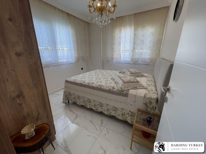 Image No.28-3 Bed Semi-Detached for sale