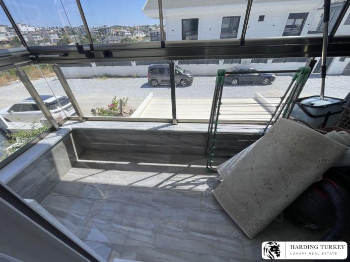 Image No.33-3 Bed Semi-Detached for sale
