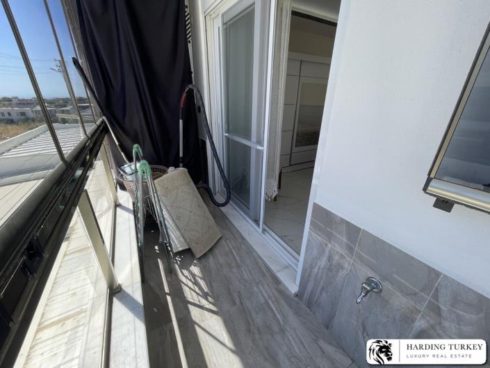 Image No.35-3 Bed Semi-Detached for sale