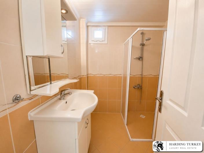 Image No.16-3 Bed Apartment for sale